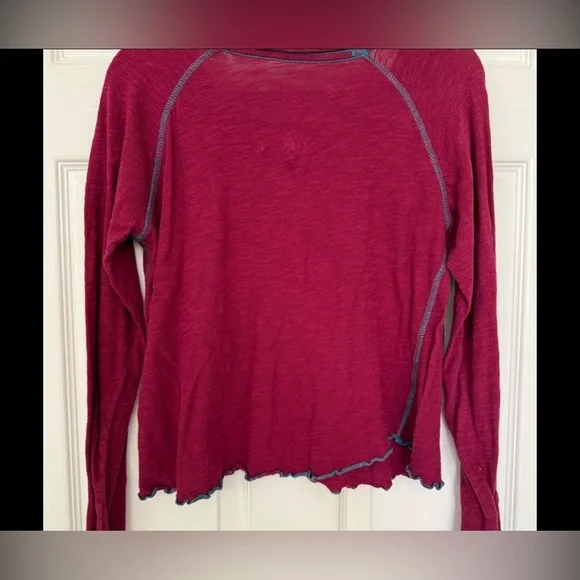 Natural Life Magenta Long-Sleeve Crewneck Top - medium - Picture 2 of 5